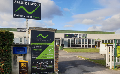 Enseignes - habillage de vitrine Enseignes et marquage vehicule - Corbeil Essonnes 91 Enseignes - habillage de vitrine Enseignes et marquage vehicule - Corbeil Essonnes 91